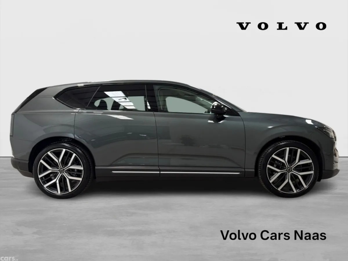 Volvo EX60 Estate, Electric, 2026, Green