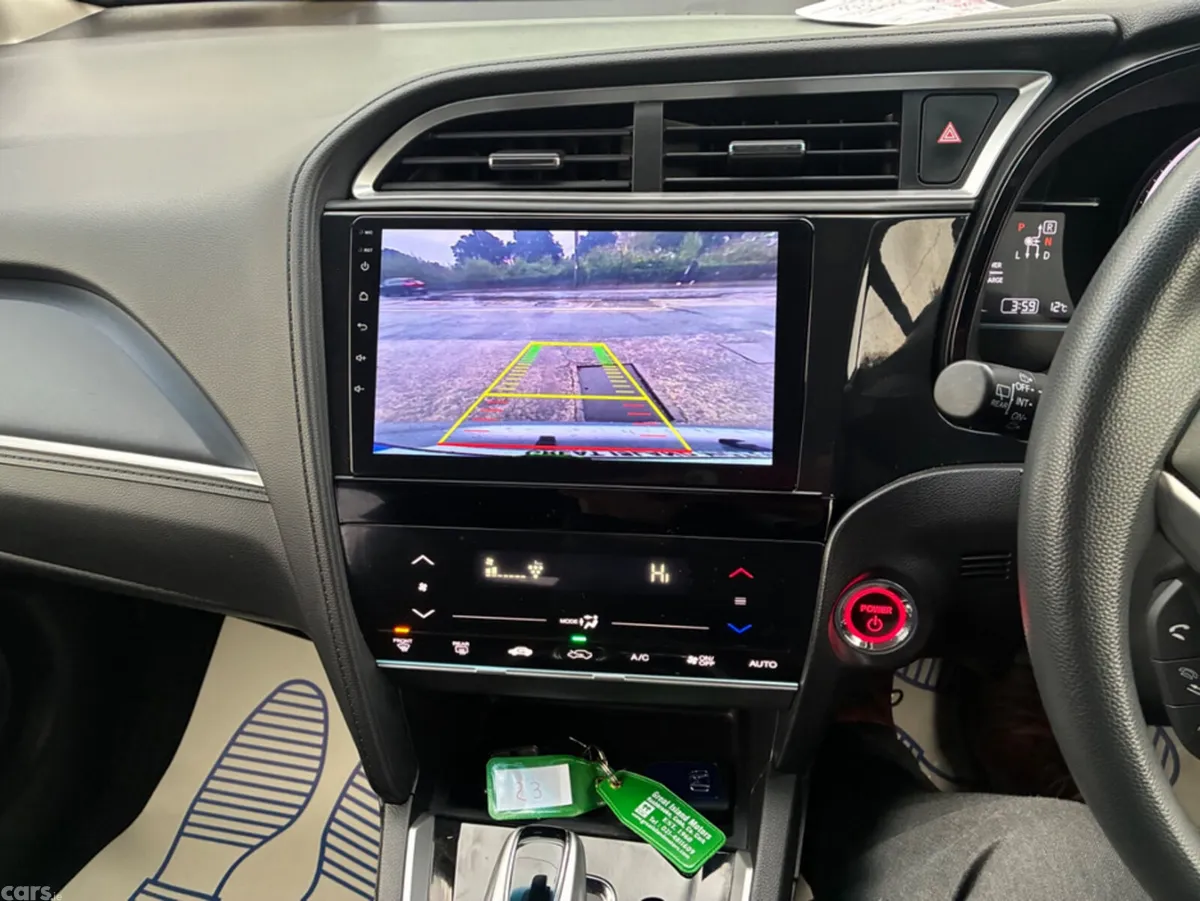 Honda Shuttle Estate, Petrol Hybrid, 2020, Silver