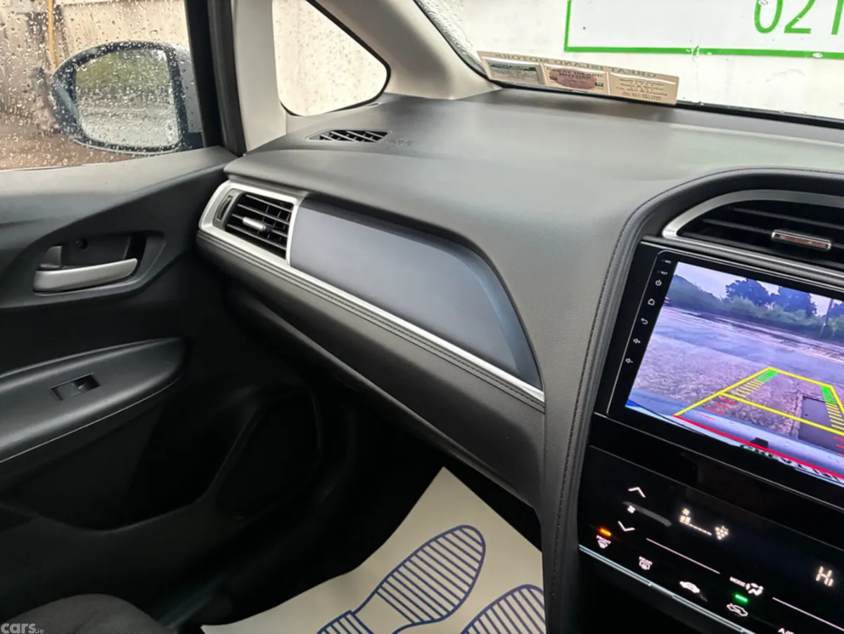 Honda Shuttle Estate, Petrol Hybrid, 2020, Silver