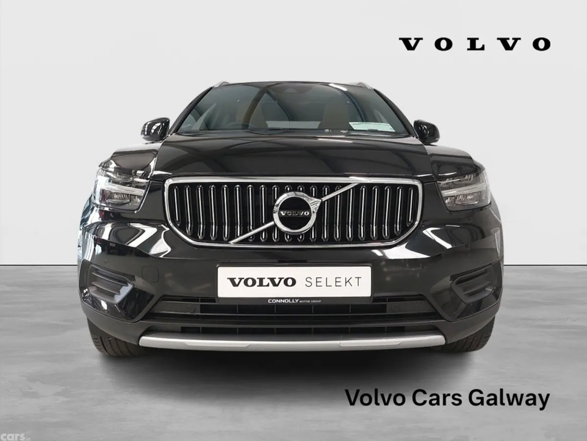 Volvo XC40 SUV, Petrol Plug-in Hybrid, 2022, Black