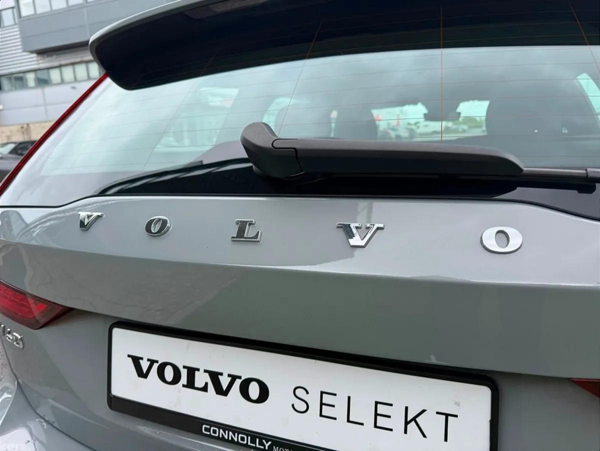 Volvo V60 Estate, Petrol Plug-in Hybrid, 2025, Grey