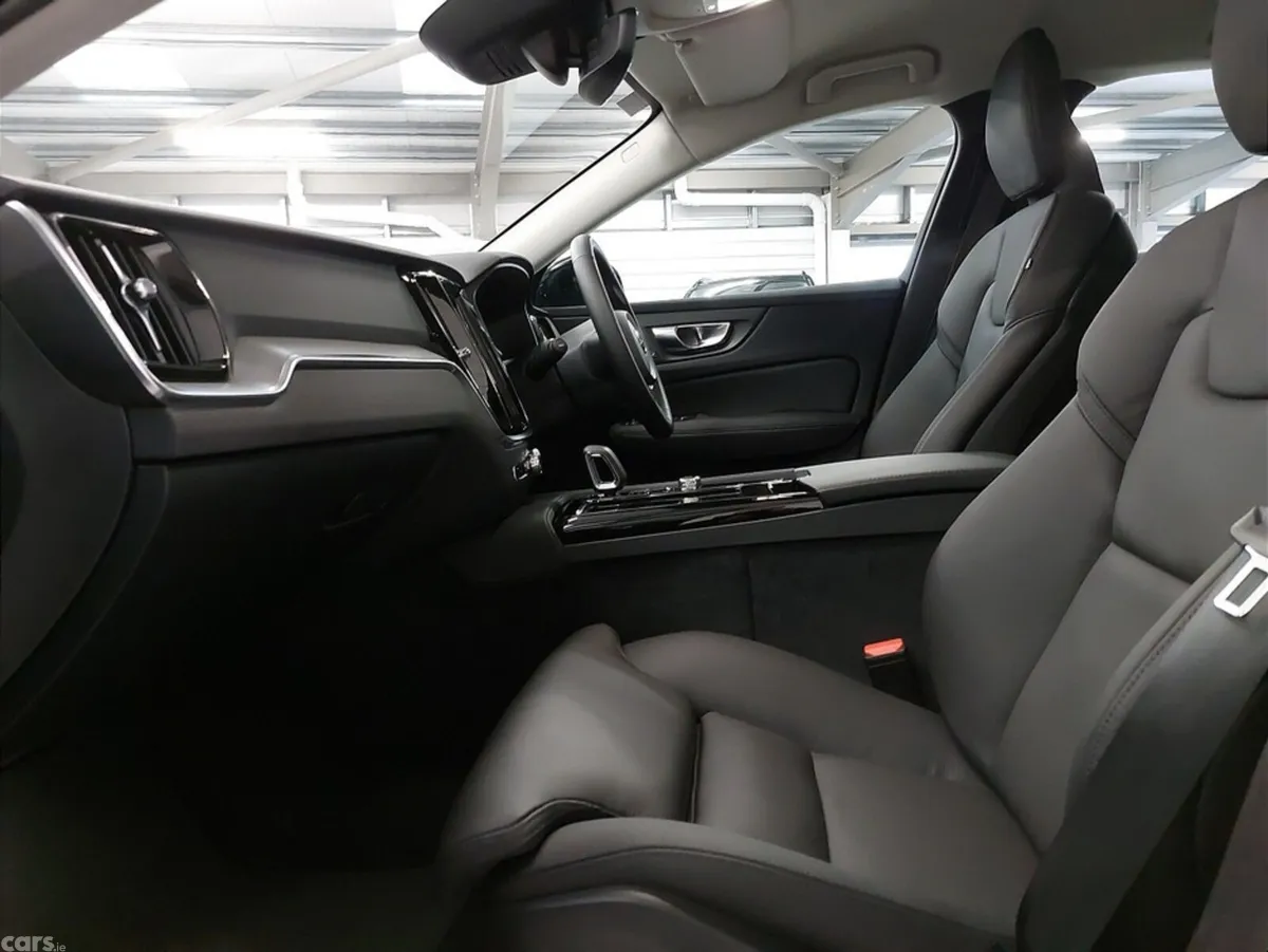 Volvo V60 Estate, Petrol Plug-in Hybrid, 2026, Black
