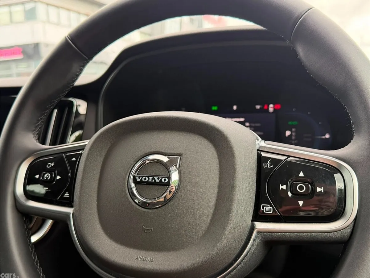 Volvo V60 Estate, Petrol Plug-in Hybrid, 2025, Grey