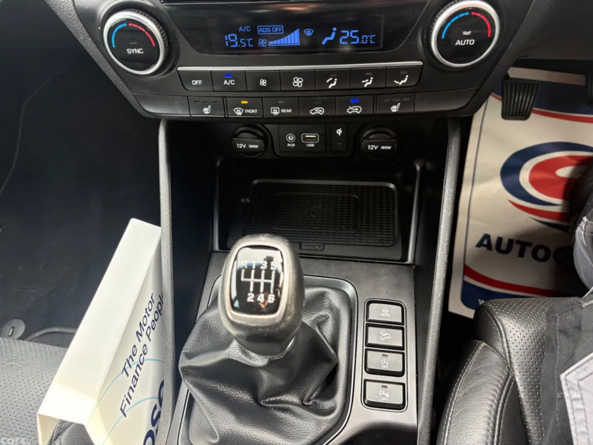 Hyundai Tucson MPV, Diesel, 2019, White