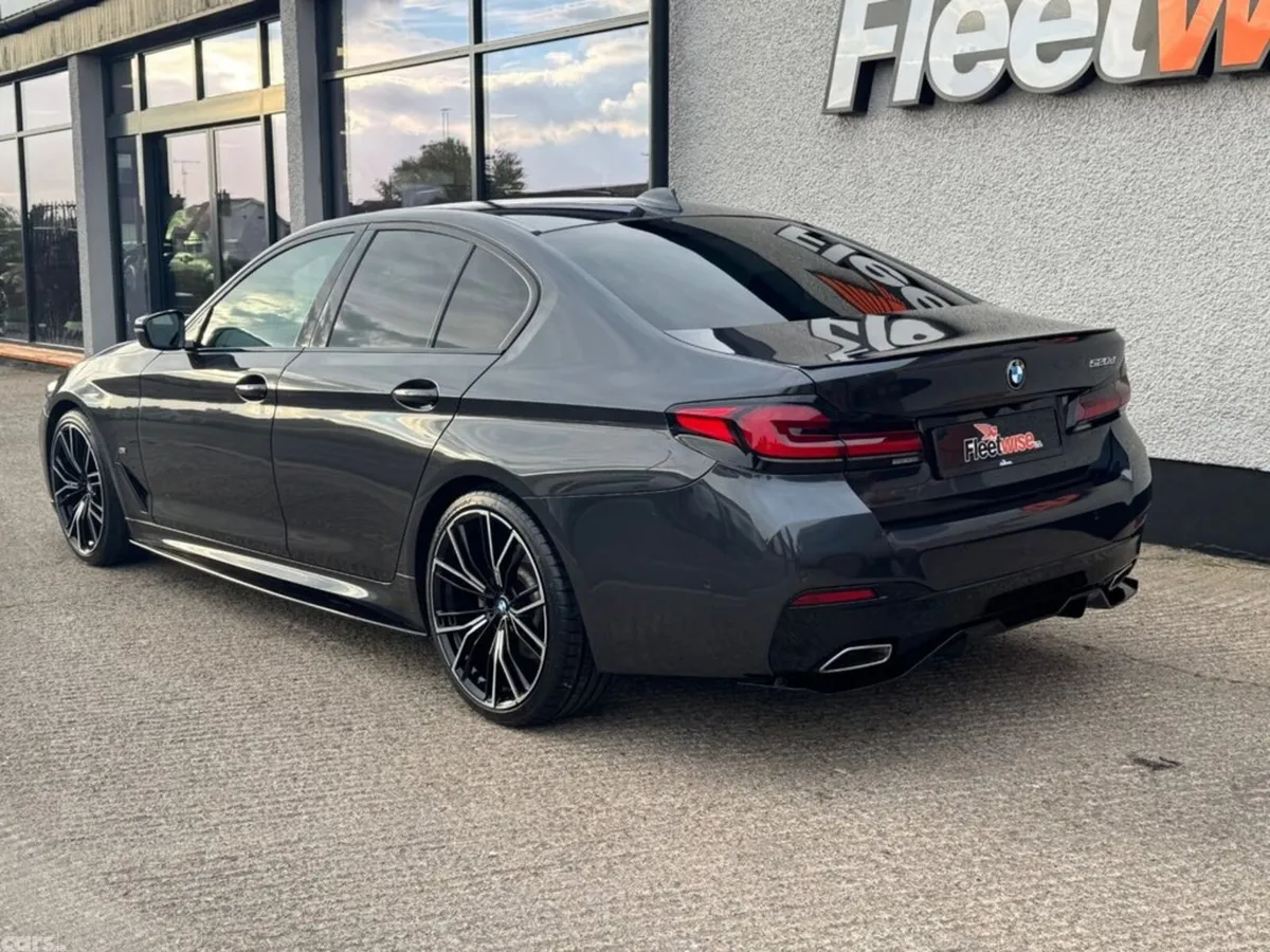 BMW 5-Series Saloon, Diesel Hybrid, 2021, Grey