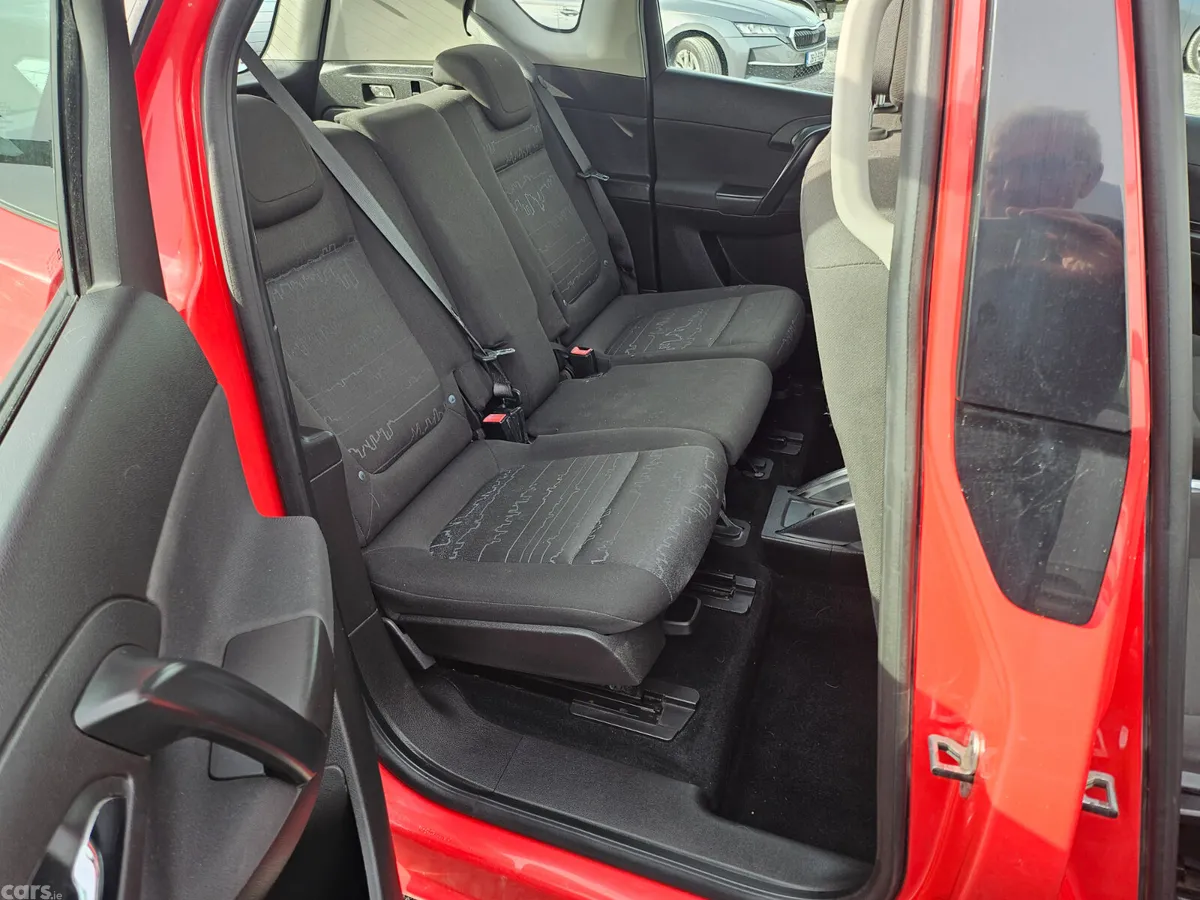 Vauxhall Meriva MPV, Diesel, 2011, Red