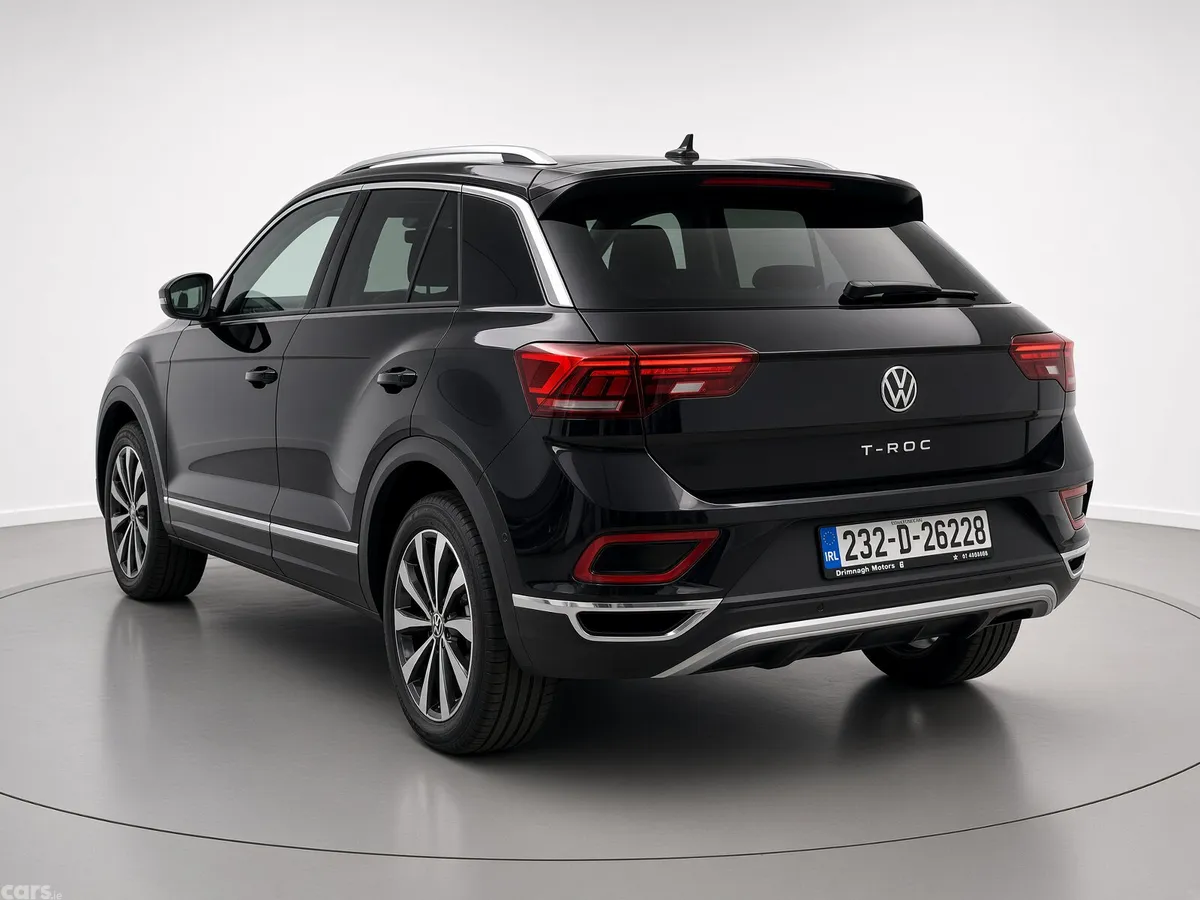Volkswagen T-Roc SUV, Petrol, 2023, Black