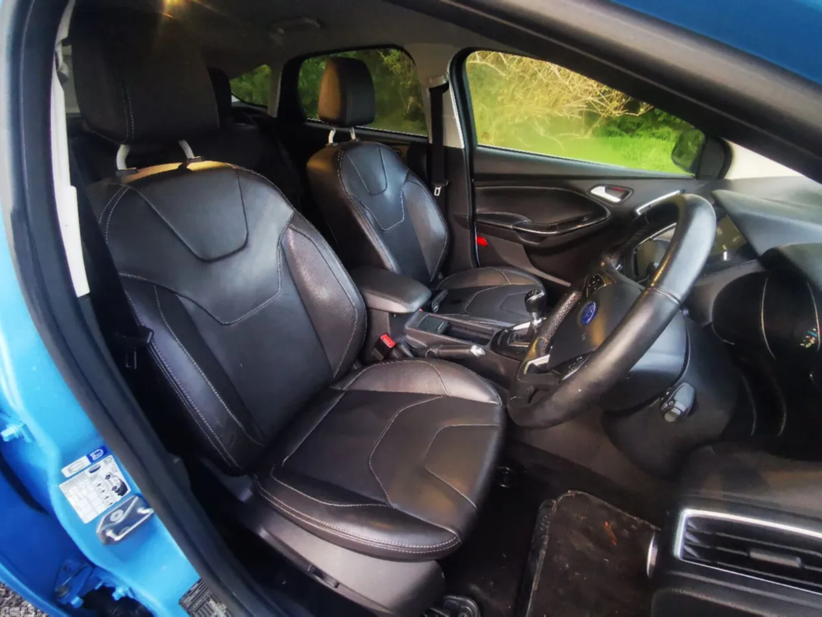 Ford Focus Hatchback, Petrol, 2016, Blue