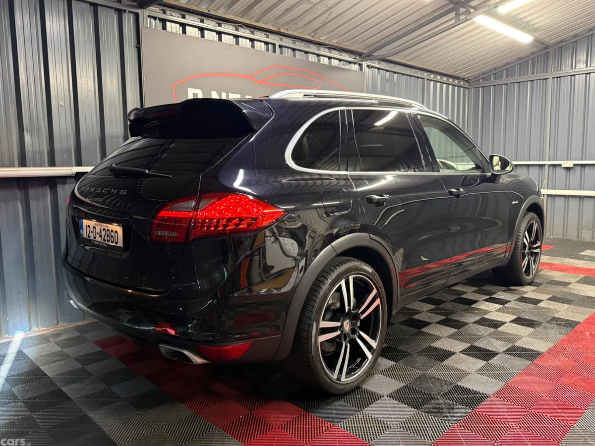 Porsche Cayenne SUV, Diesel, 2012, Black