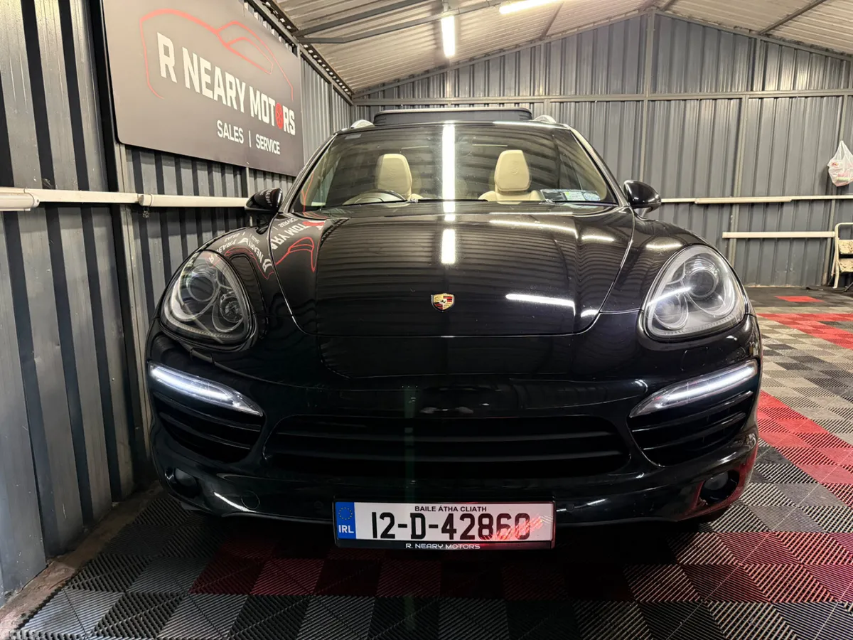 Porsche Cayenne SUV, Diesel, 2012, Black