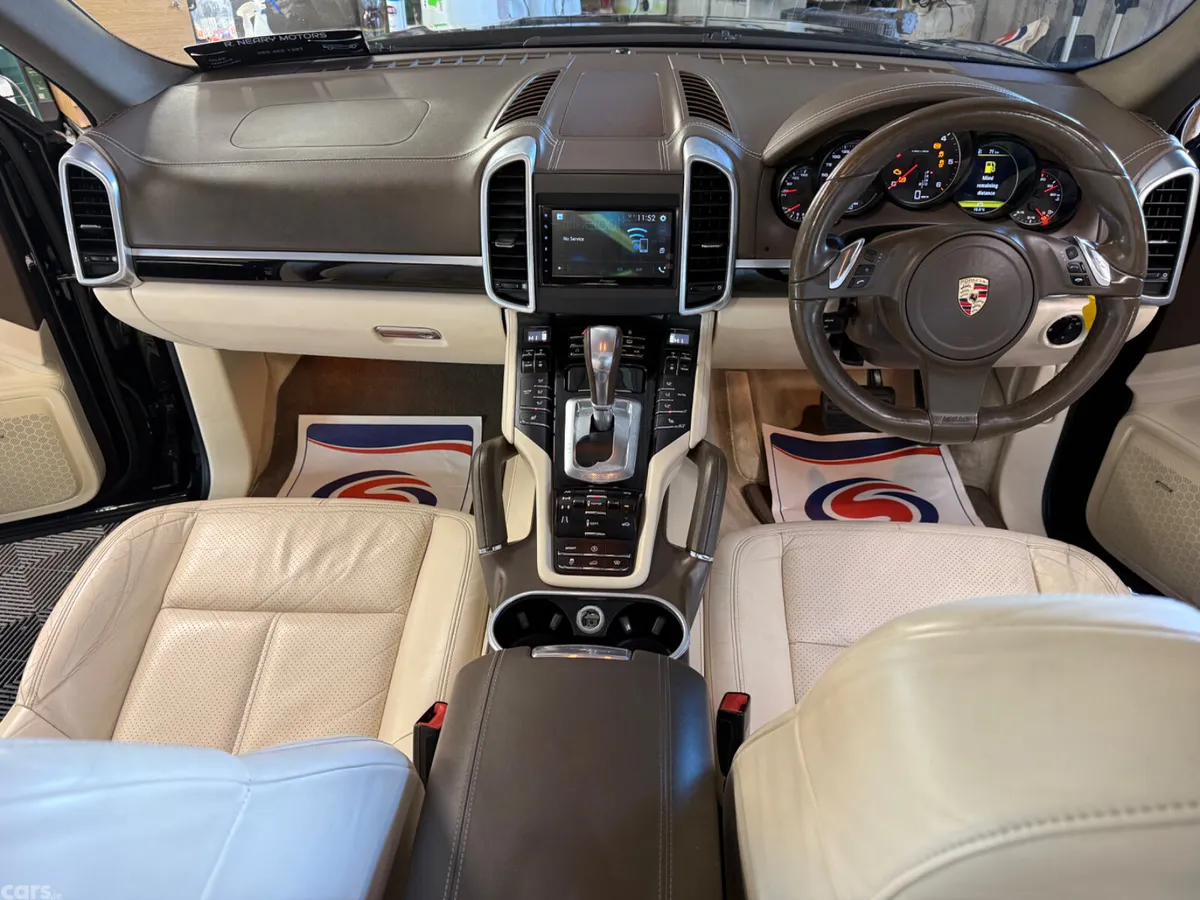 Porsche Cayenne SUV, Diesel, 2012, Black