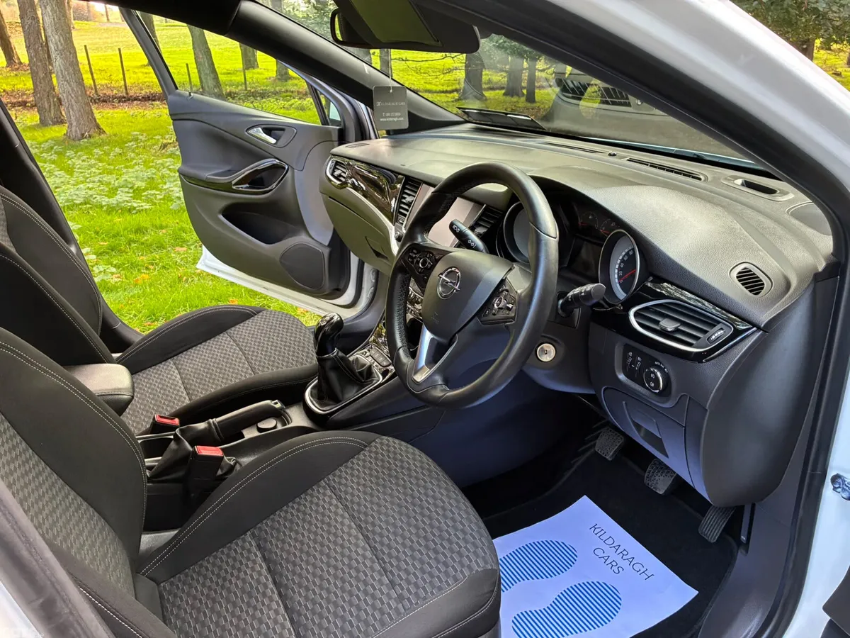 Opel Astra Hatchback, Diesel, 2016, White