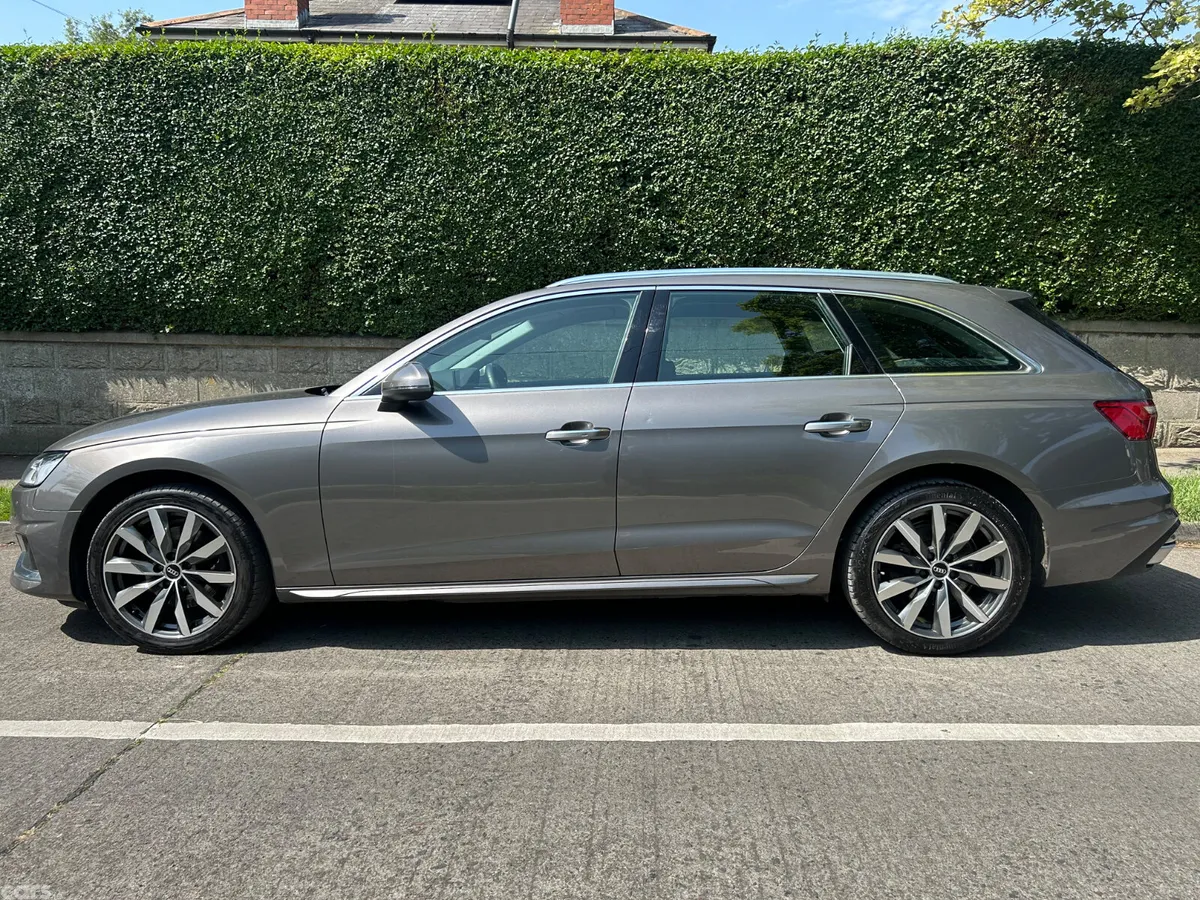 Audi A4 Estate, Diesel, 2022, Grey