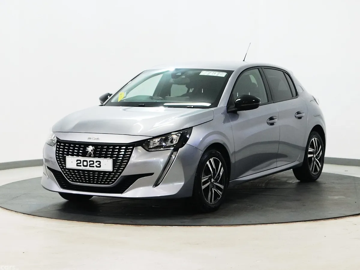 Peugeot 208 Hatchback, Petrol, 2023, Grey