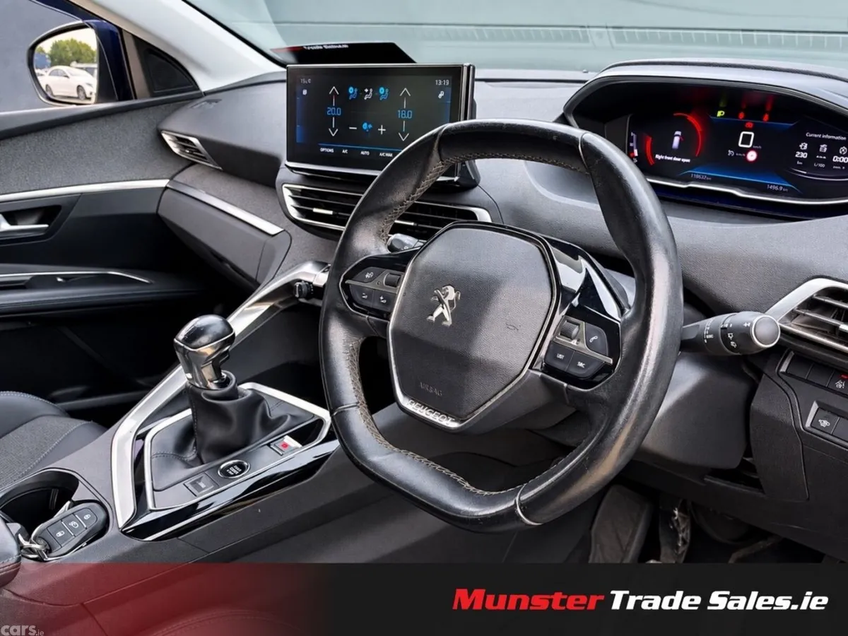 Peugeot 3008 MPV, Diesel, 2022, White