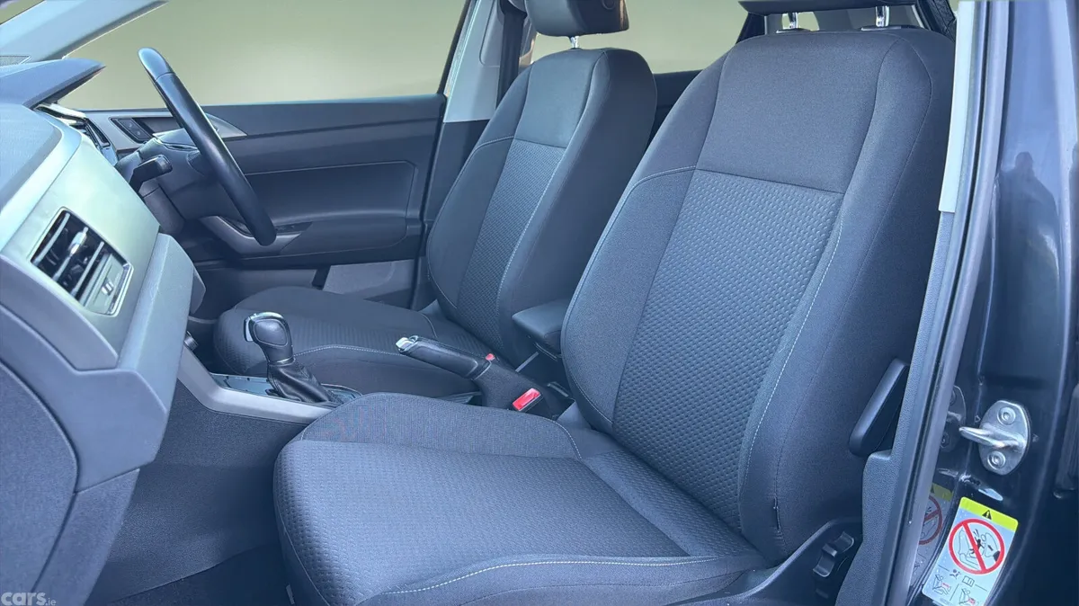 Volkswagen Polo Hatchback, Petrol, 2019, Black
