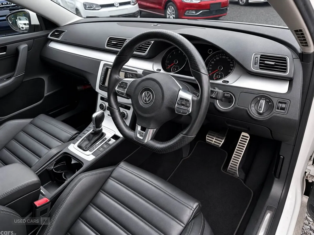 Volkswagen Passat , Petrol, 2015, White