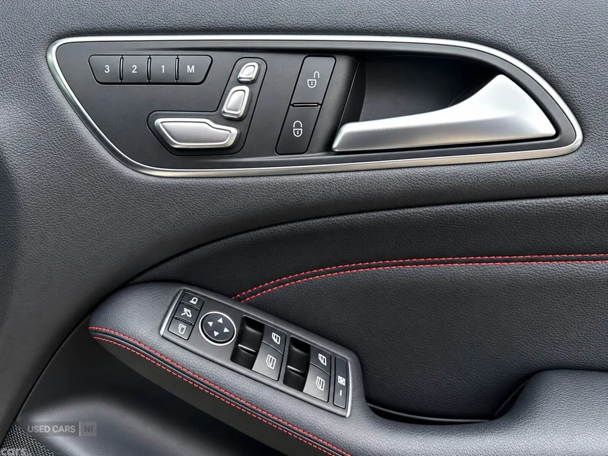 Mercedes-Benz B-Class , Petrol, 2015, White