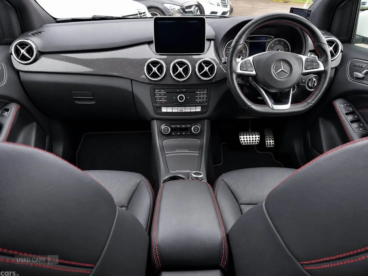 Mercedes-Benz B-Class , Petrol, 2015, White