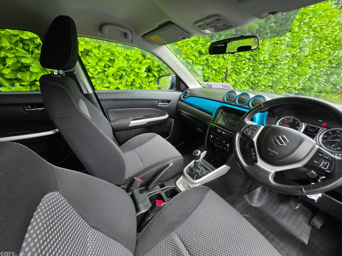 Suzuki Vitara SUV, Diesel, 2015, Black