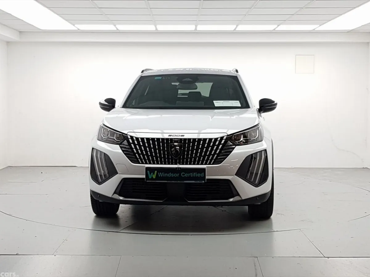 Peugeot 2008 MPV, Petrol Hybrid, 2026, White