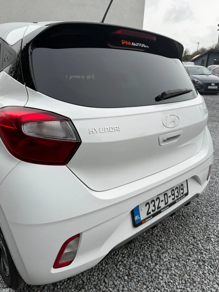 Hyundai i10 Hatchback, Petrol, 2023, White
