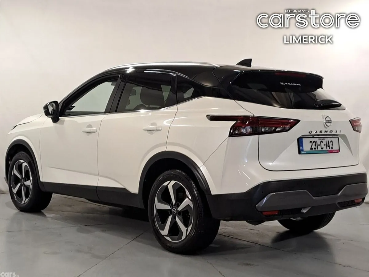 Nissan Qashqai MPV, Petrol, 2023, White