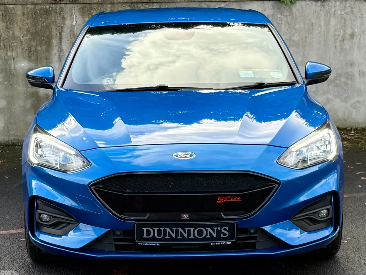 Ford Focus Hatchback, Diesel, 2020, Blue