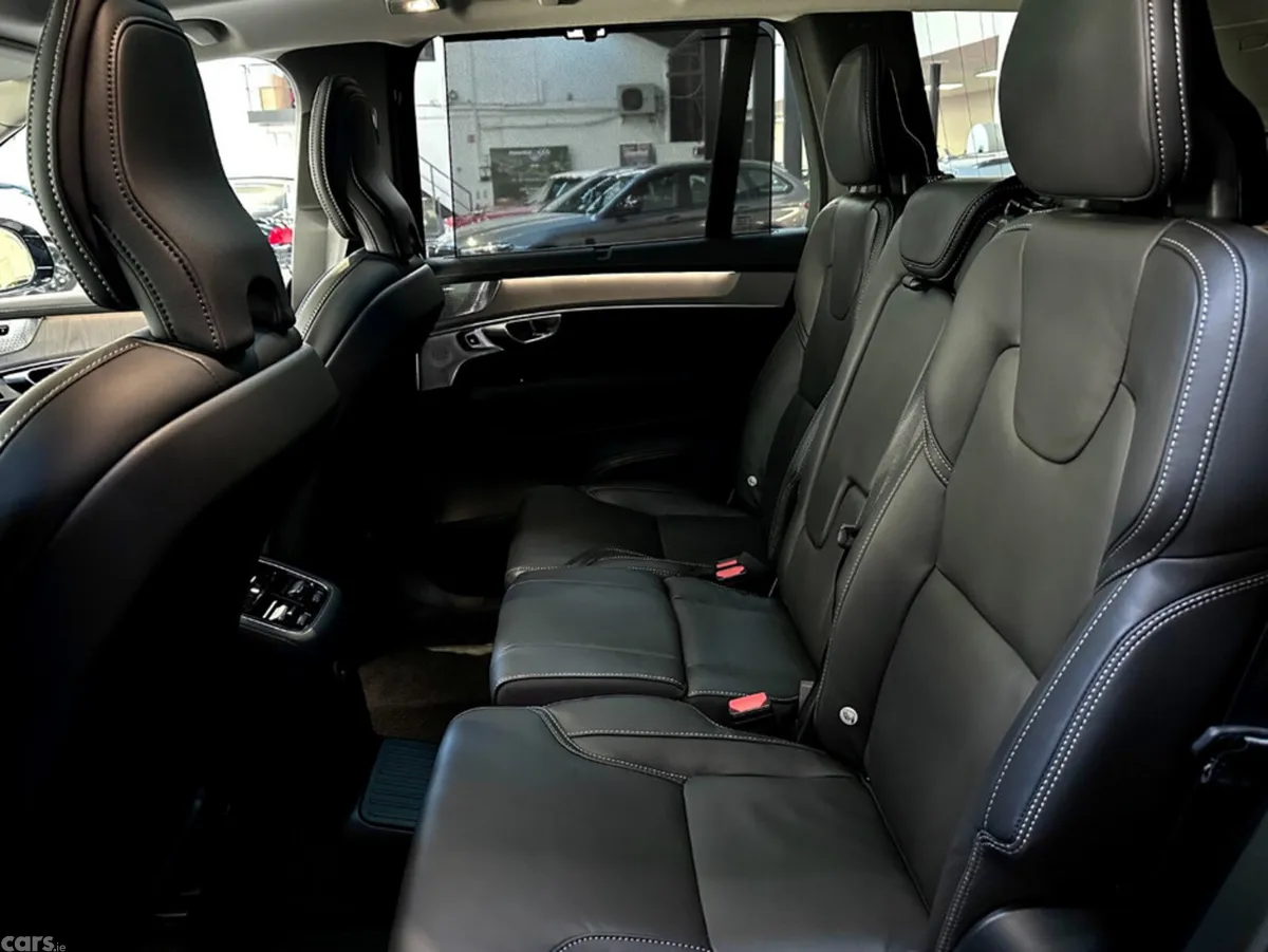 Volvo XC90 SUV, Petrol Plug-in Hybrid, 2026, Black