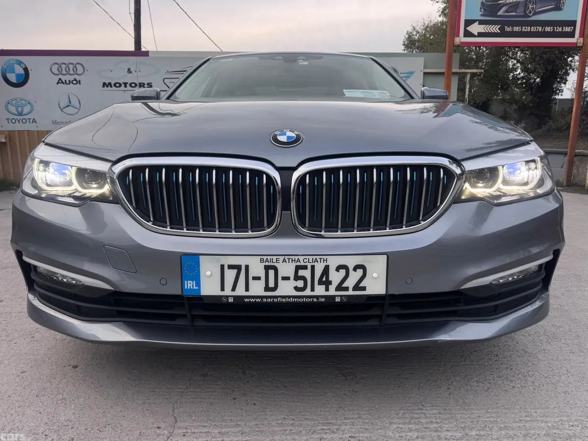 BMW 5-Series Saloon, Petrol Plug-in Hybrid, 2017, Blue