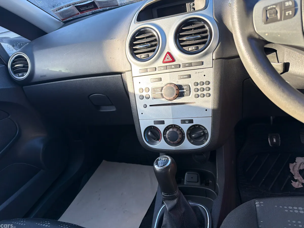 Opel Corsa Hatchback, Petrol, 2012, Red