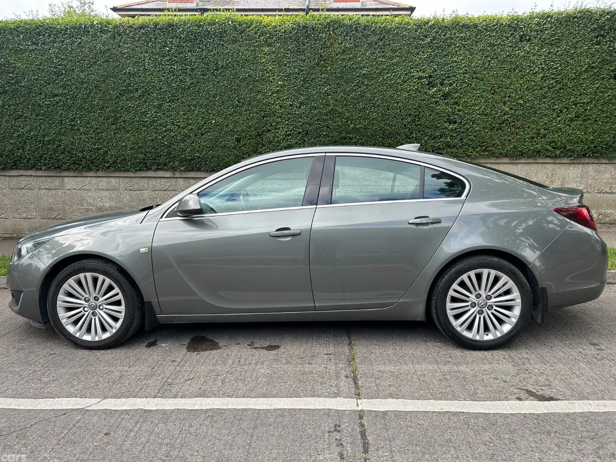 Opel Insignia Hatchback, Diesel, 2017, Grey