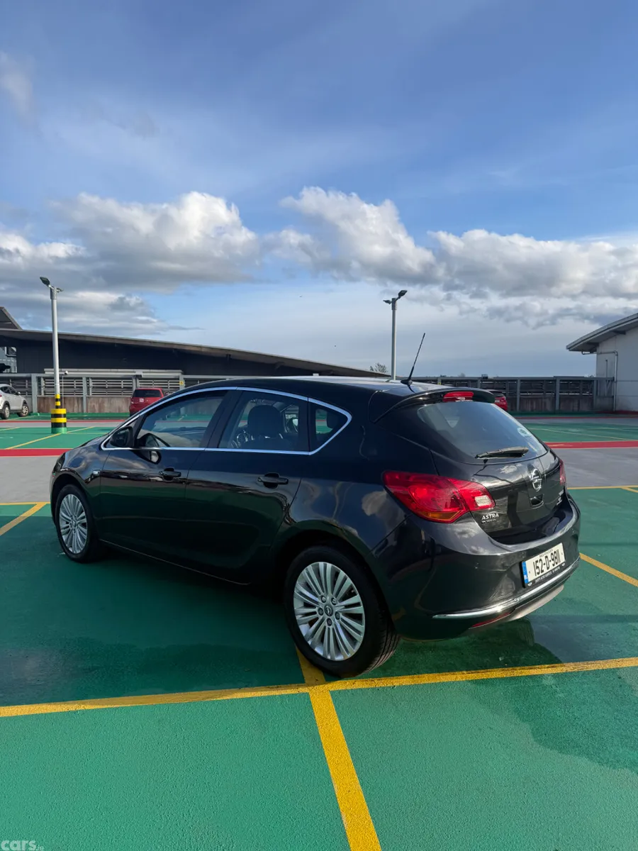 Opel Astra Hatchback, Diesel, 2015, Black