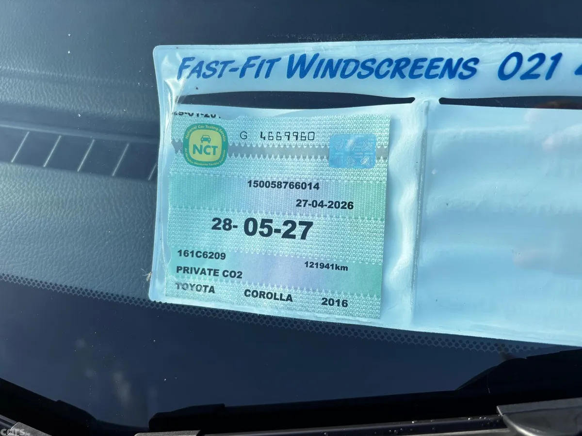 Nissan Qashqai Hatchback, Diesel, 2015, White