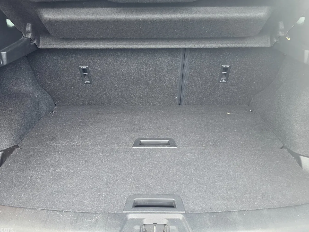 Nissan Qashqai SUV, Petrol, 2015, Black