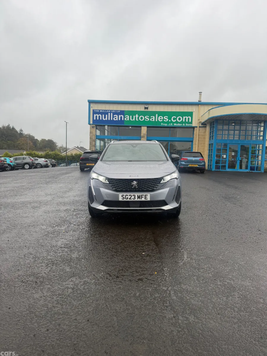 Peugeot 5008 SUV, Diesel, 2023, Grey