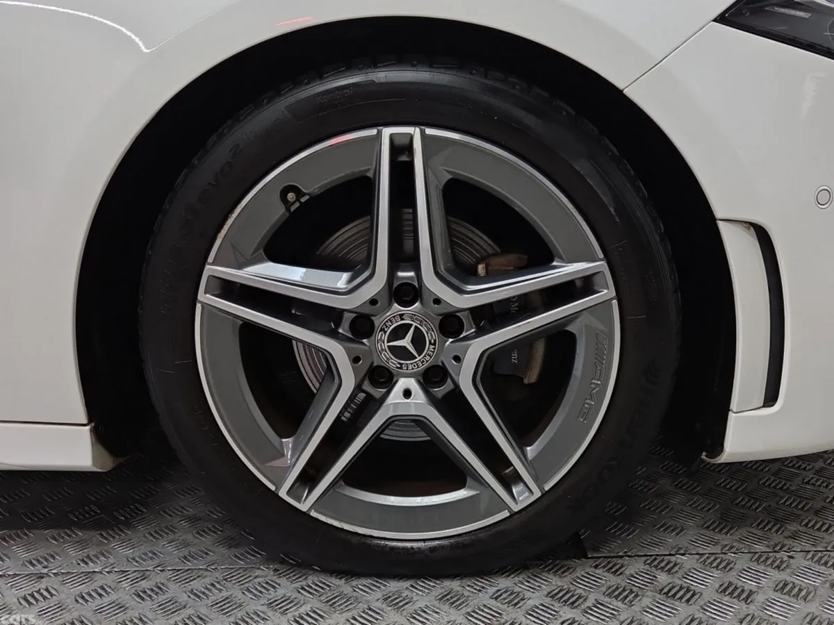 Mercedes-Benz A-Class Hatchback, Petrol, 2019, White