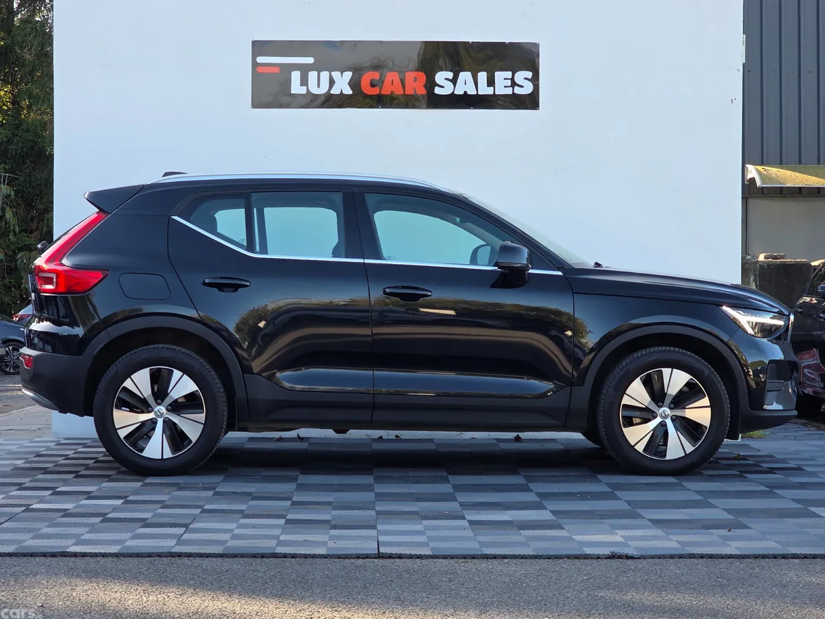 Volvo XC40 SUV, Petrol Plug-in Hybrid, 2023, Black