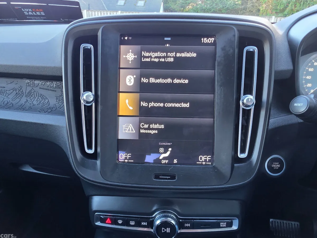 Volvo XC40 SUV, Petrol Plug-in Hybrid, 2023, Black