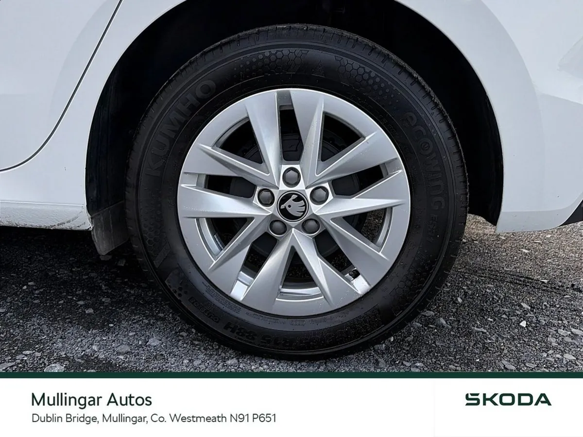 Skoda Fabia Hatchback, Petrol, 2026, White