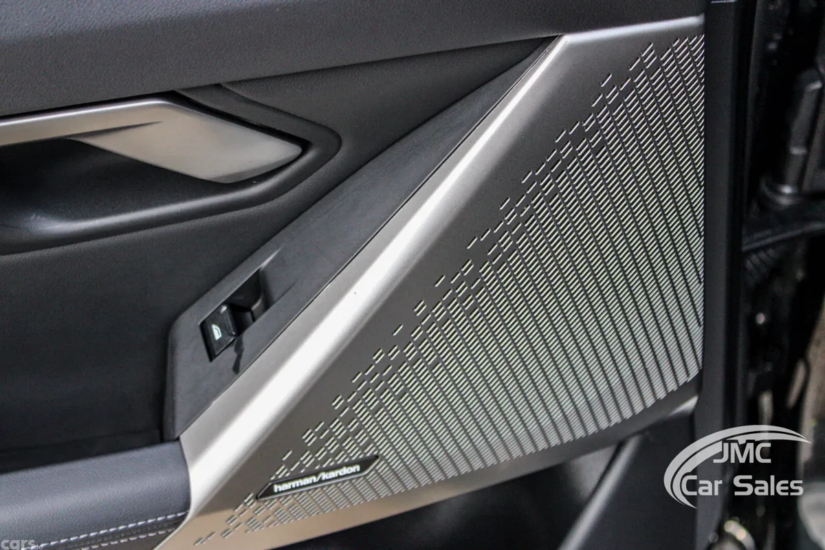 BMW 5-Series Estate, Petrol Plug-in Hybrid, 2025, Black