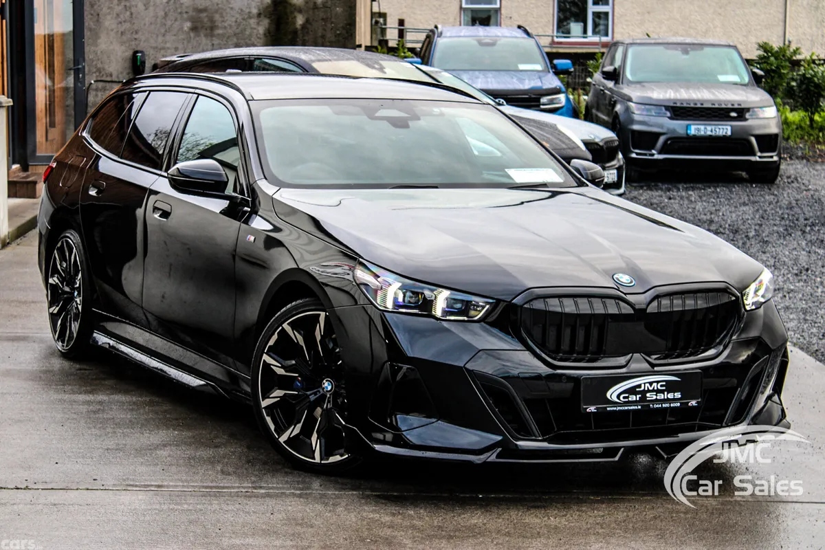 BMW 5-Series Estate, Petrol Plug-in Hybrid, 2025, Black