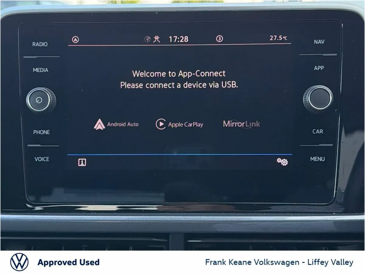 Volkswagen T-Roc STYLE 1.0 TSI 110HP *PURE WHITE*, Dublin