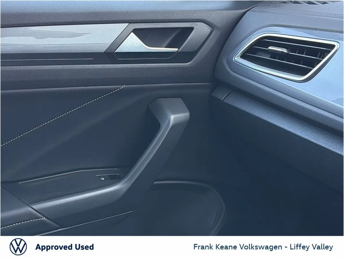 Volkswagen T-Roc STYLE 1.0 TSI 110HP *PURE WHITE*, Dublin