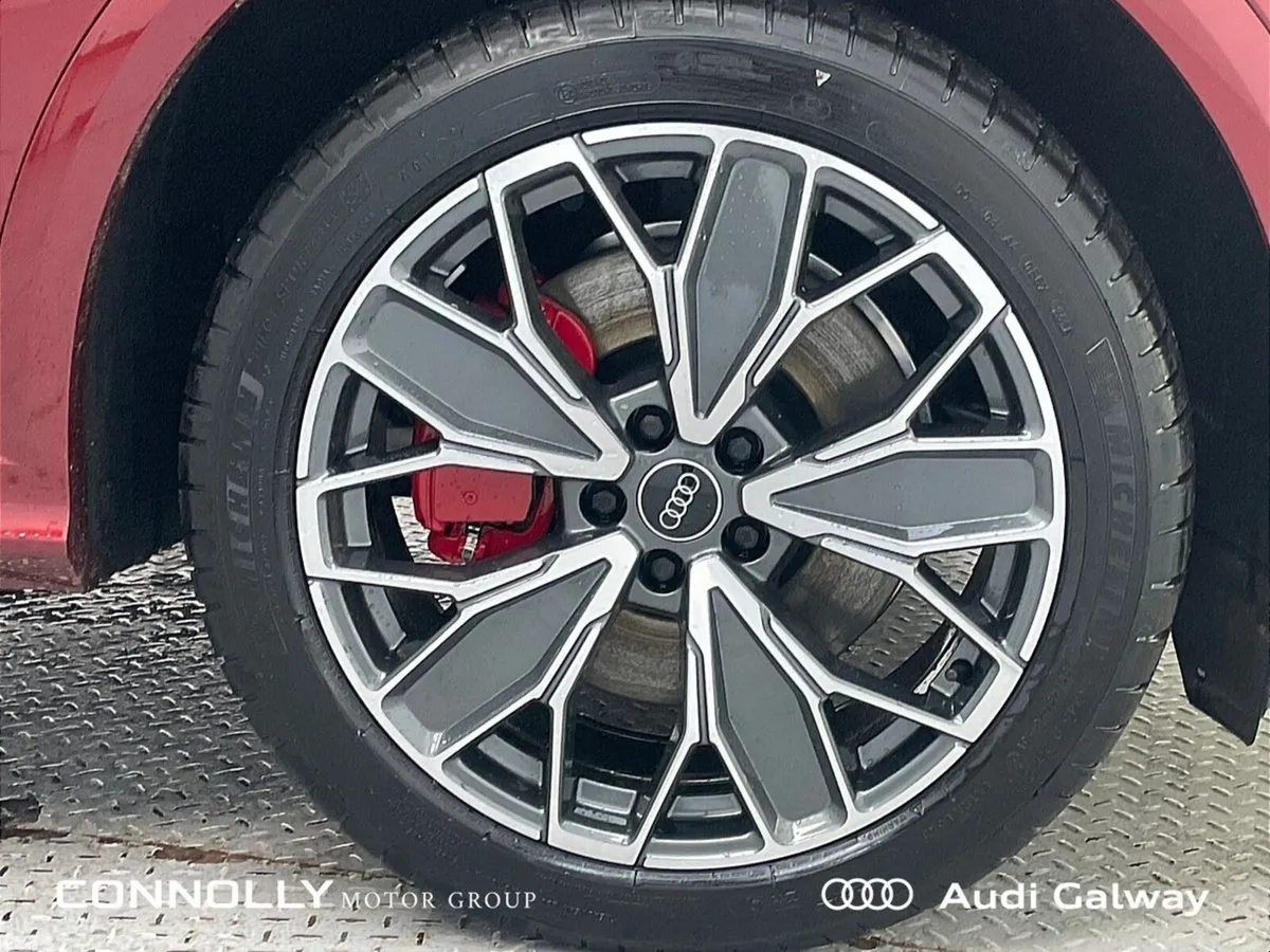 Audi Q5 SUV, Petrol Plug-in Hybrid, 2027, Red