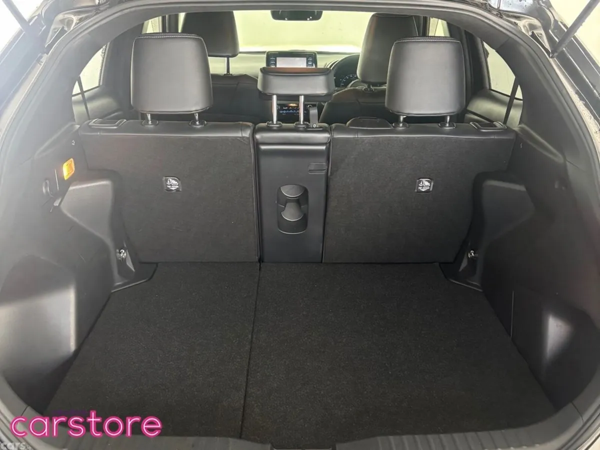 Toyota Yaris Cross SUV, Petrol Hybrid, 2021, Black