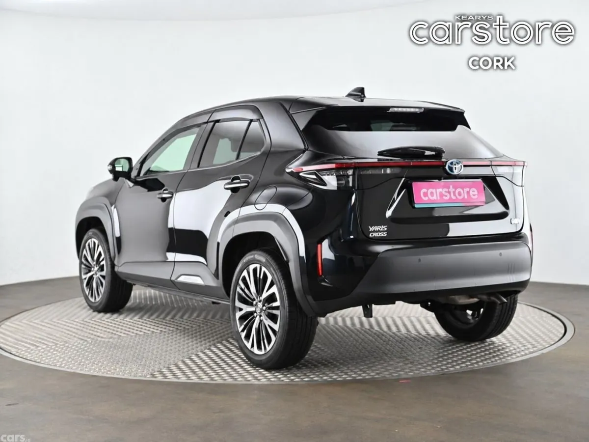 Toyota Yaris Cross SUV, Petrol Hybrid, 2021, Black