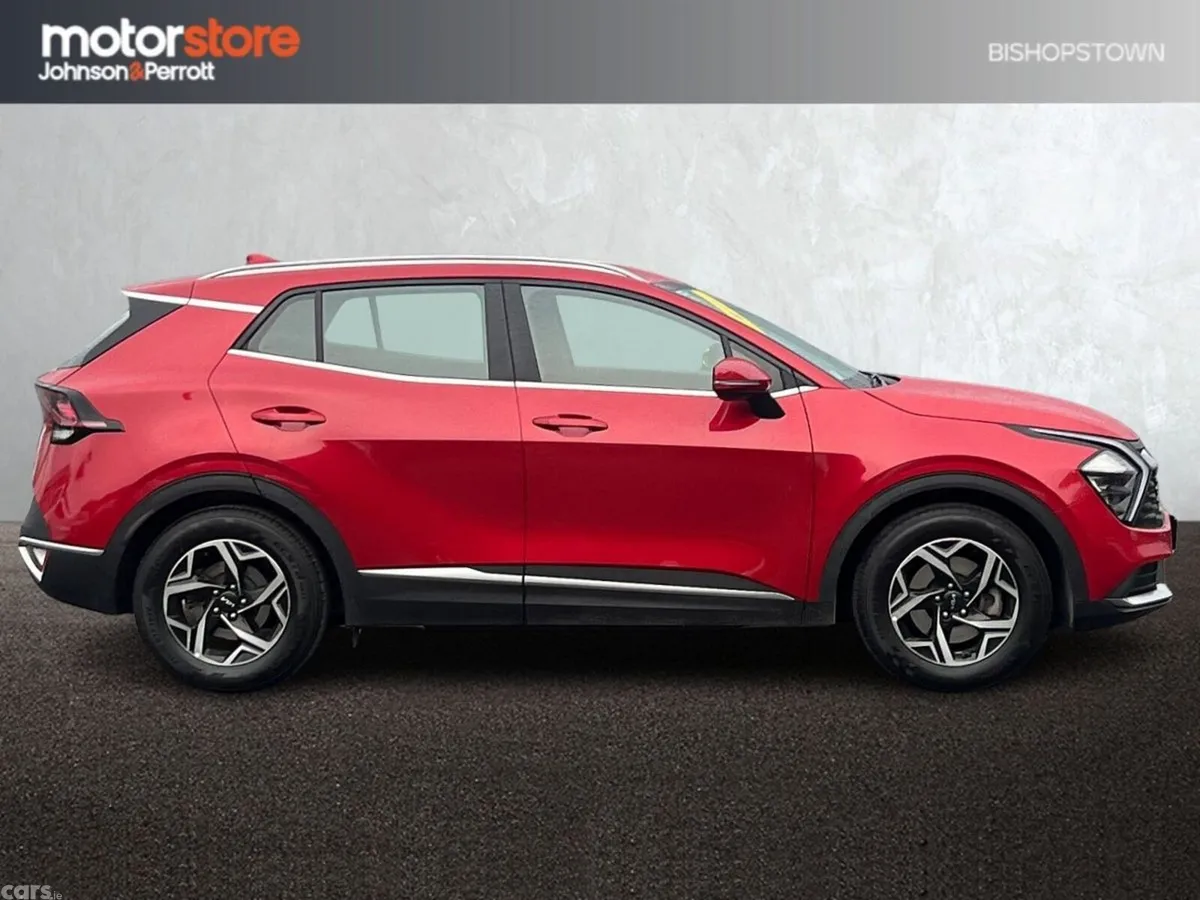 Kia Sportage SUV, Diesel Hybrid, 2023, Red