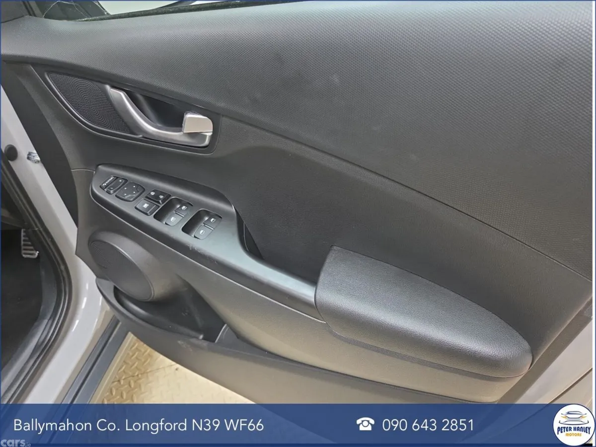 Hyundai KONA SUV, Electric, 2023, Grey