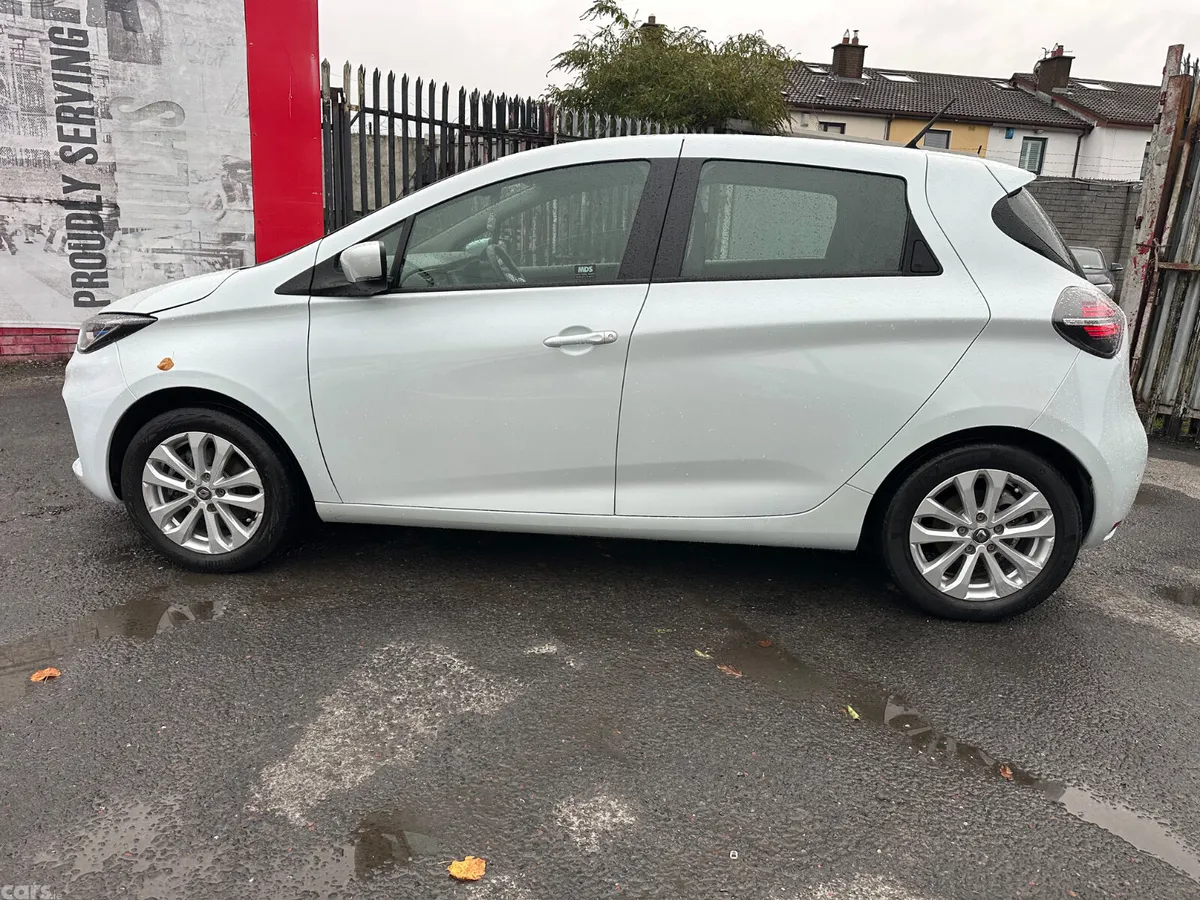 Renault Zoe Hatchback, Electric, 2022, White